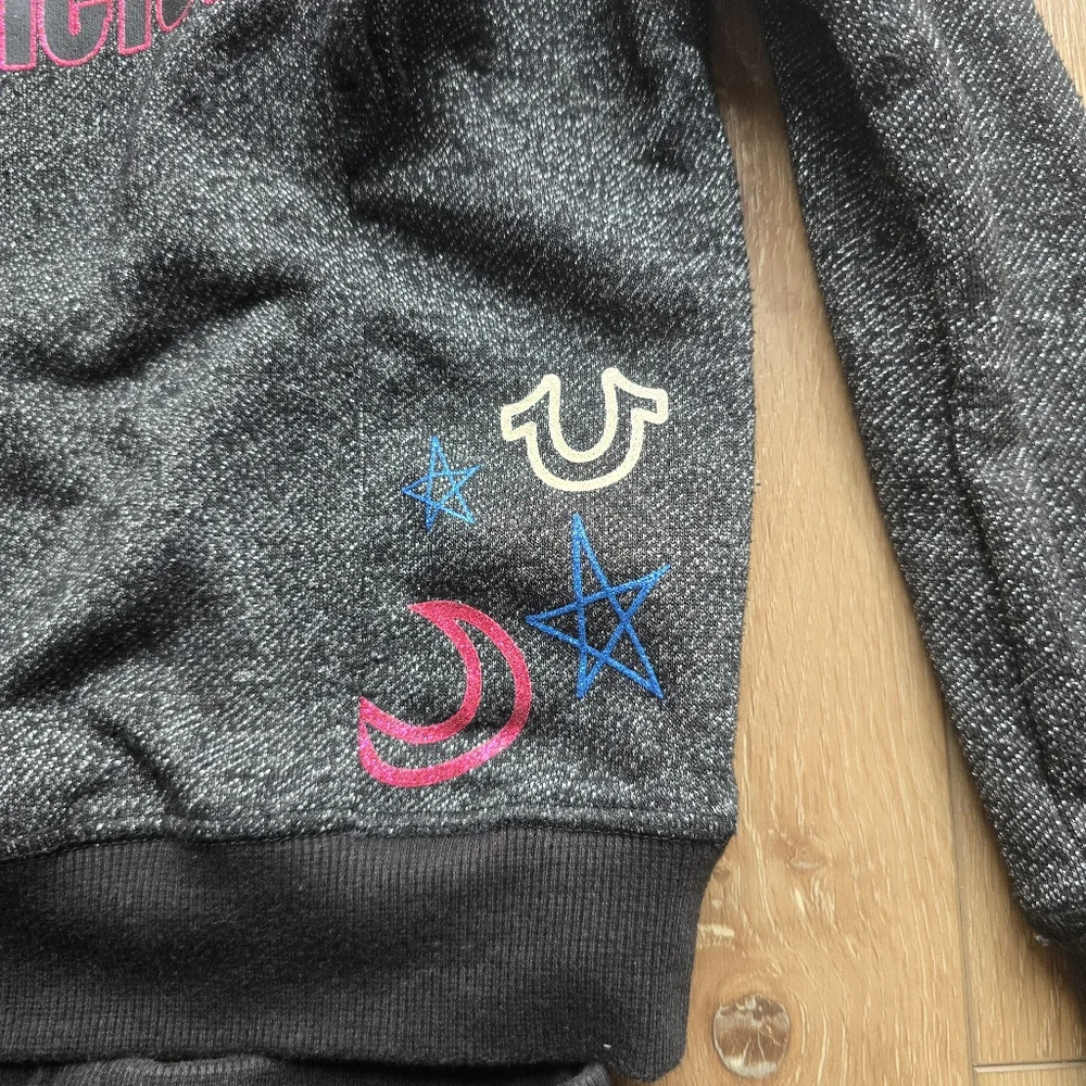 True Religion girls size 5, black Shimmery Glitter Set Joggers Ruffle Shoulder
